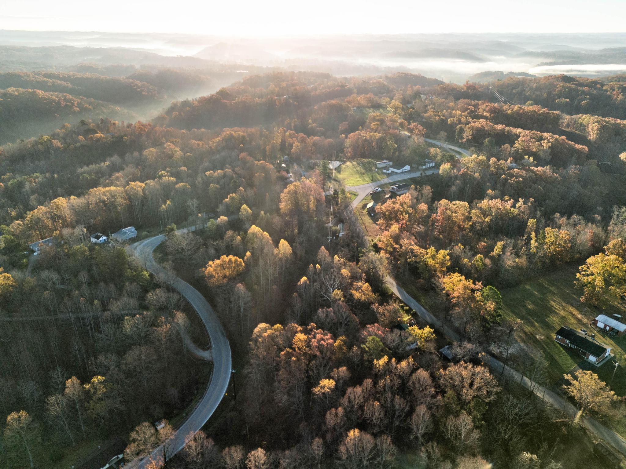 41 Belle Point Road Beattyville, KY 41311 - Photo 8 of 29 DJI_20241105204638_0010_D_-2_-3