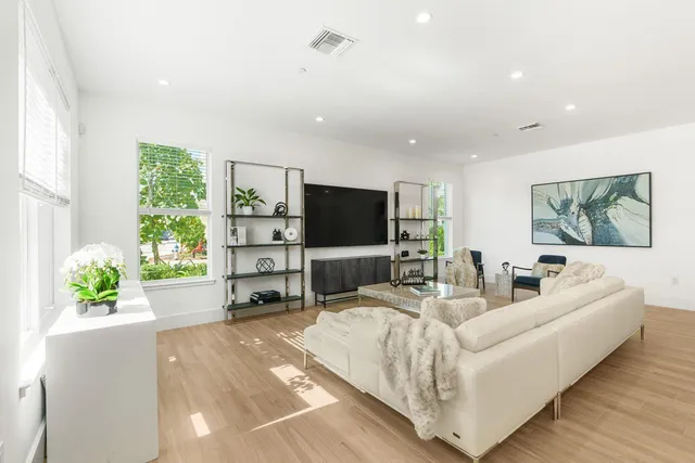 $14,750 | 55 Southeast Seminole Street, Unit A, Stuart, FL 34994