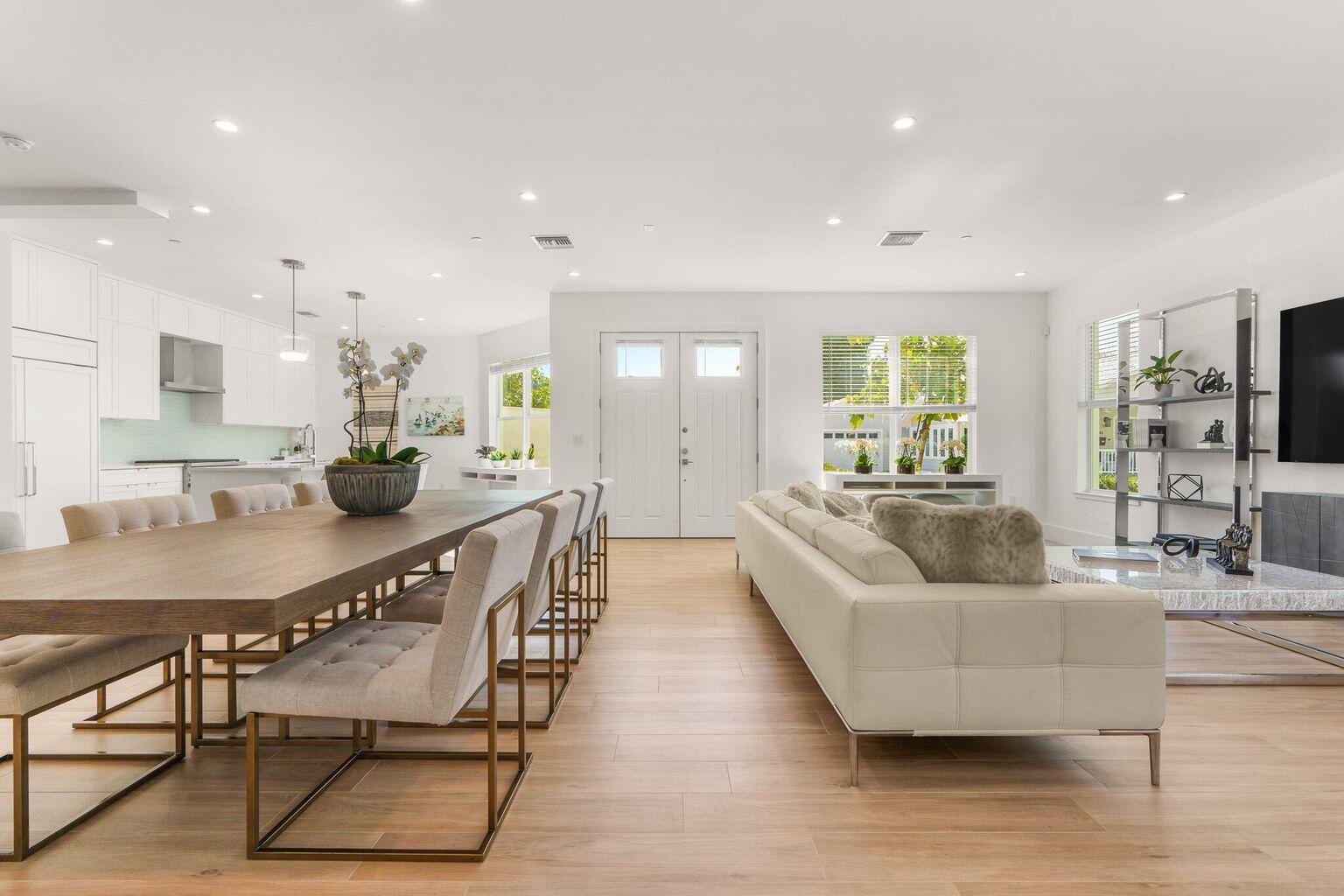 55 Southeast Seminole Street, Unit A Stuart, FL 34994 - Photo 27 of 129 55 SE Seminole Street A 28