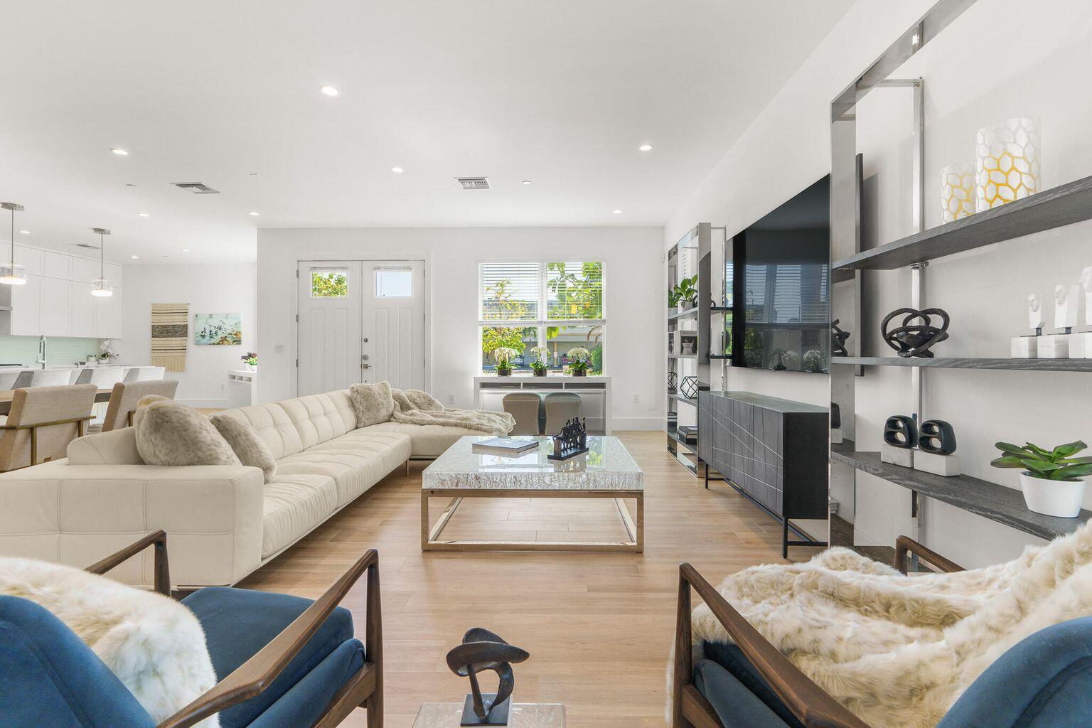 55 Southeast Seminole Street, Unit A Stuart, FL 34994 - Photo 29 of 129 55 SE Seminole Street A 30