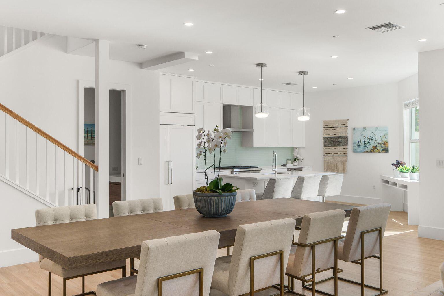 55 Southeast Seminole Street, Unit A Stuart, FL 34994 - Photo 32 of 129 55 SE Seminole Street A 33