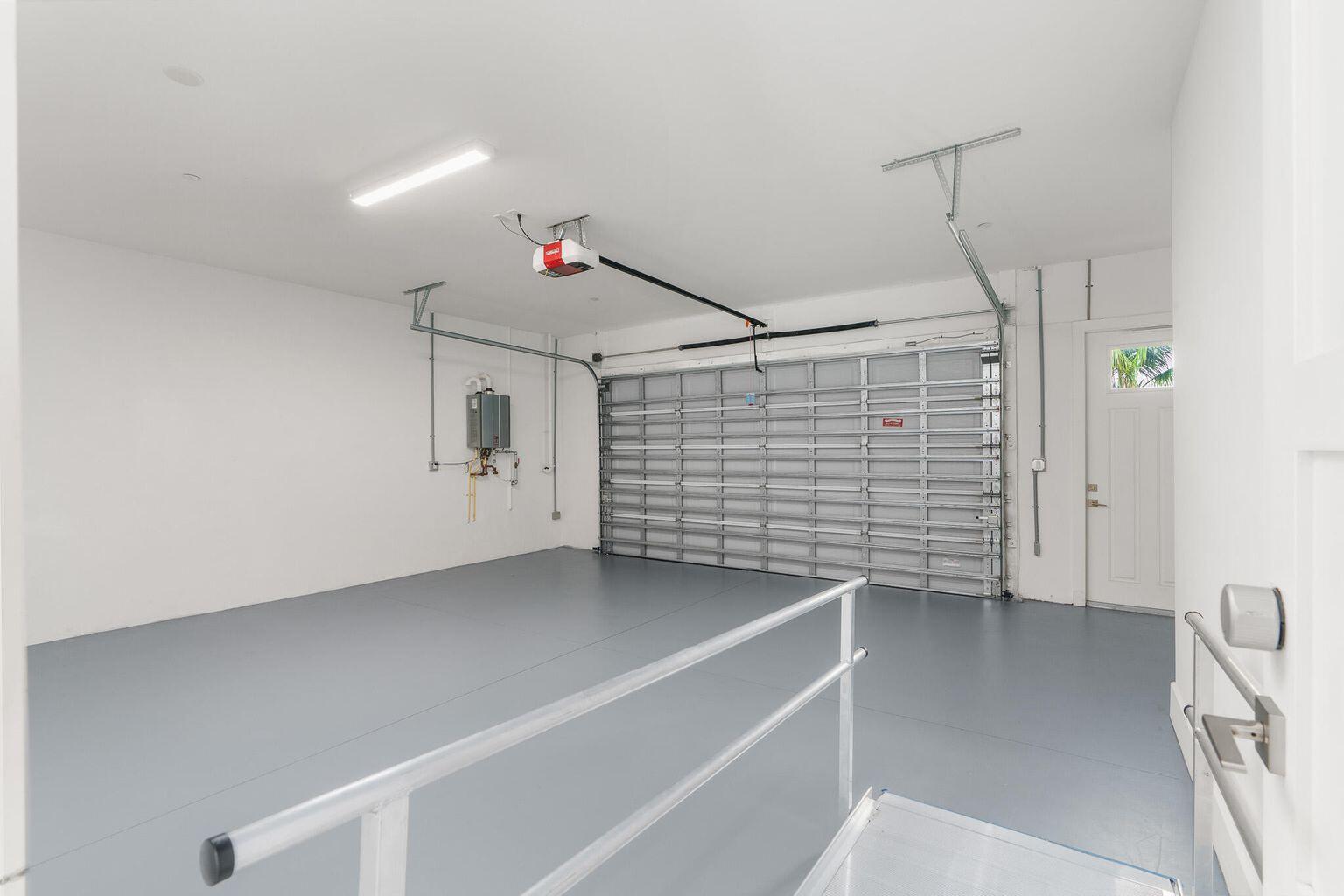 55 Southeast Seminole Street, Unit A Stuart, FL 34994 - Photo 40 of 129 55 SE Seminole Street A 41