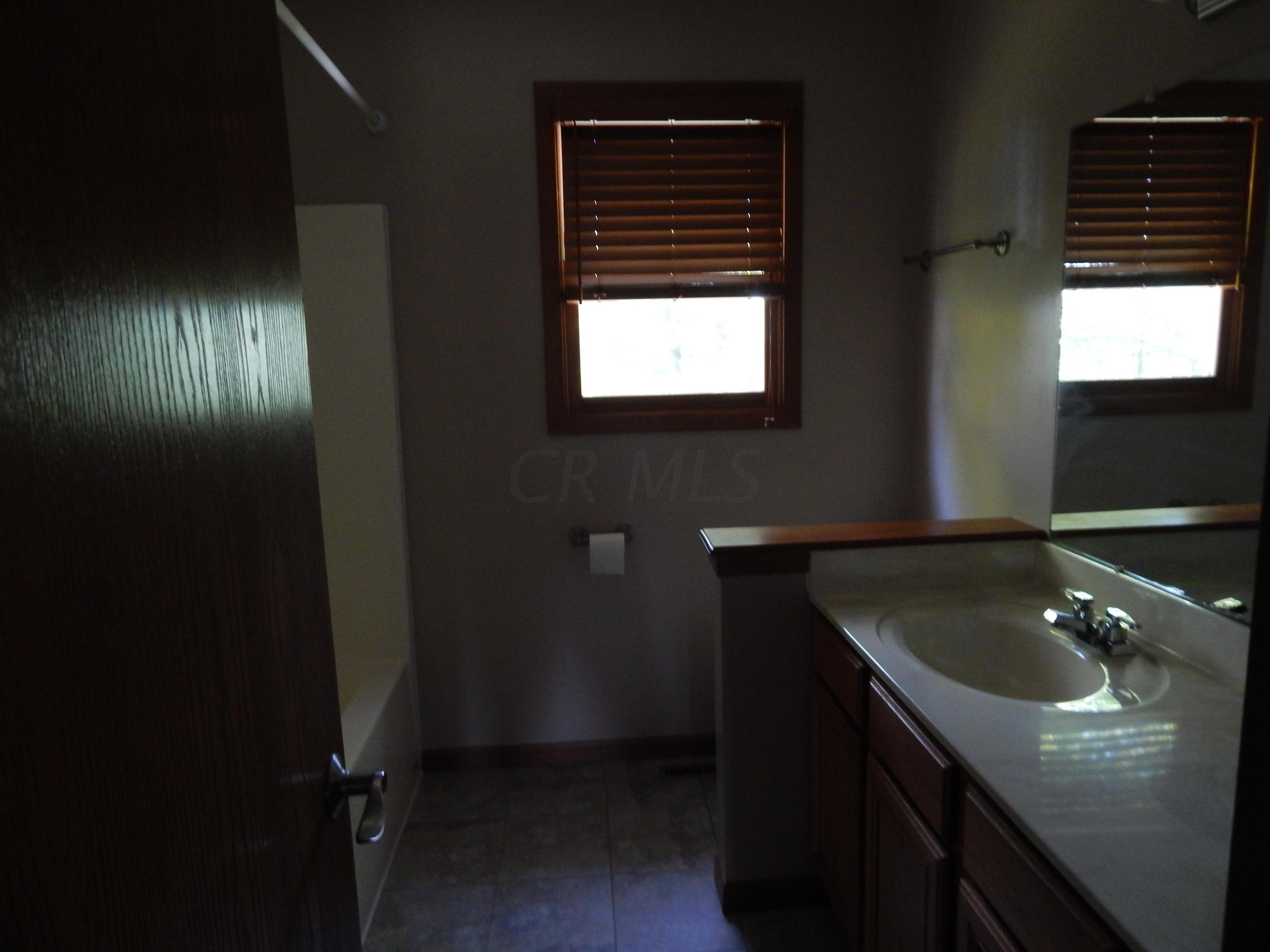 133 Barry Road Southwest Reynoldsburg, OH 43068 - Photo 13 of 25 Gallery Image 13
