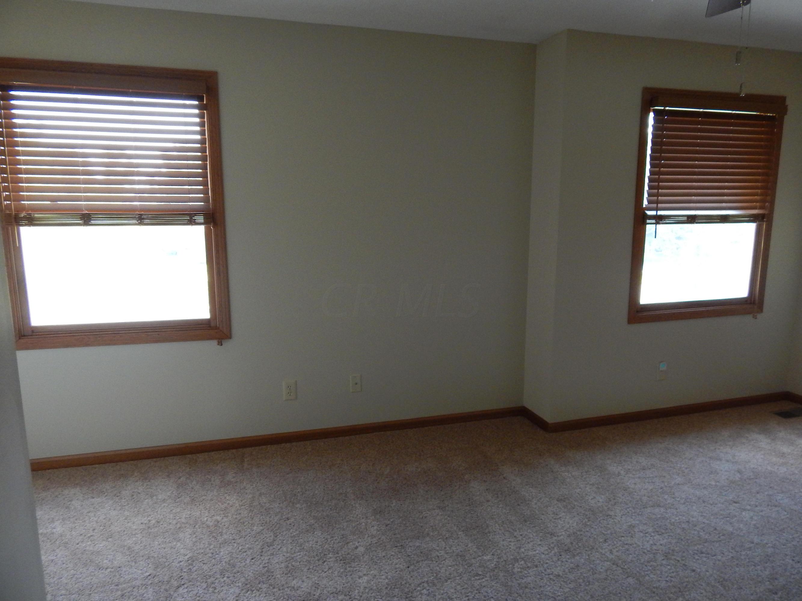 133 Barry Road Southwest Reynoldsburg, OH 43068 - Photo 15 of 25 Gallery Image 15