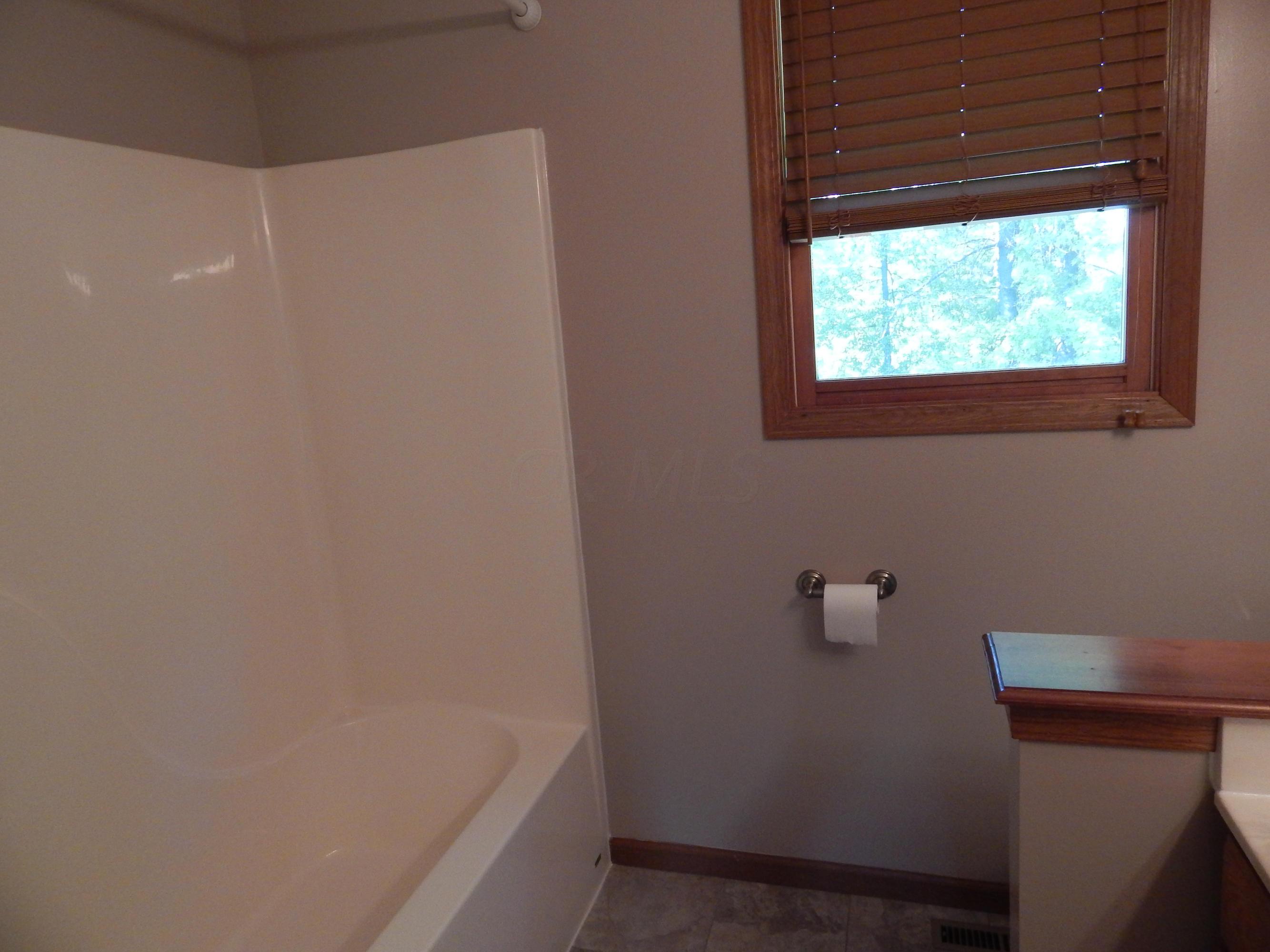 133 Barry Road Southwest Reynoldsburg, OH 43068 - Photo 16 of 25 Gallery Image 16