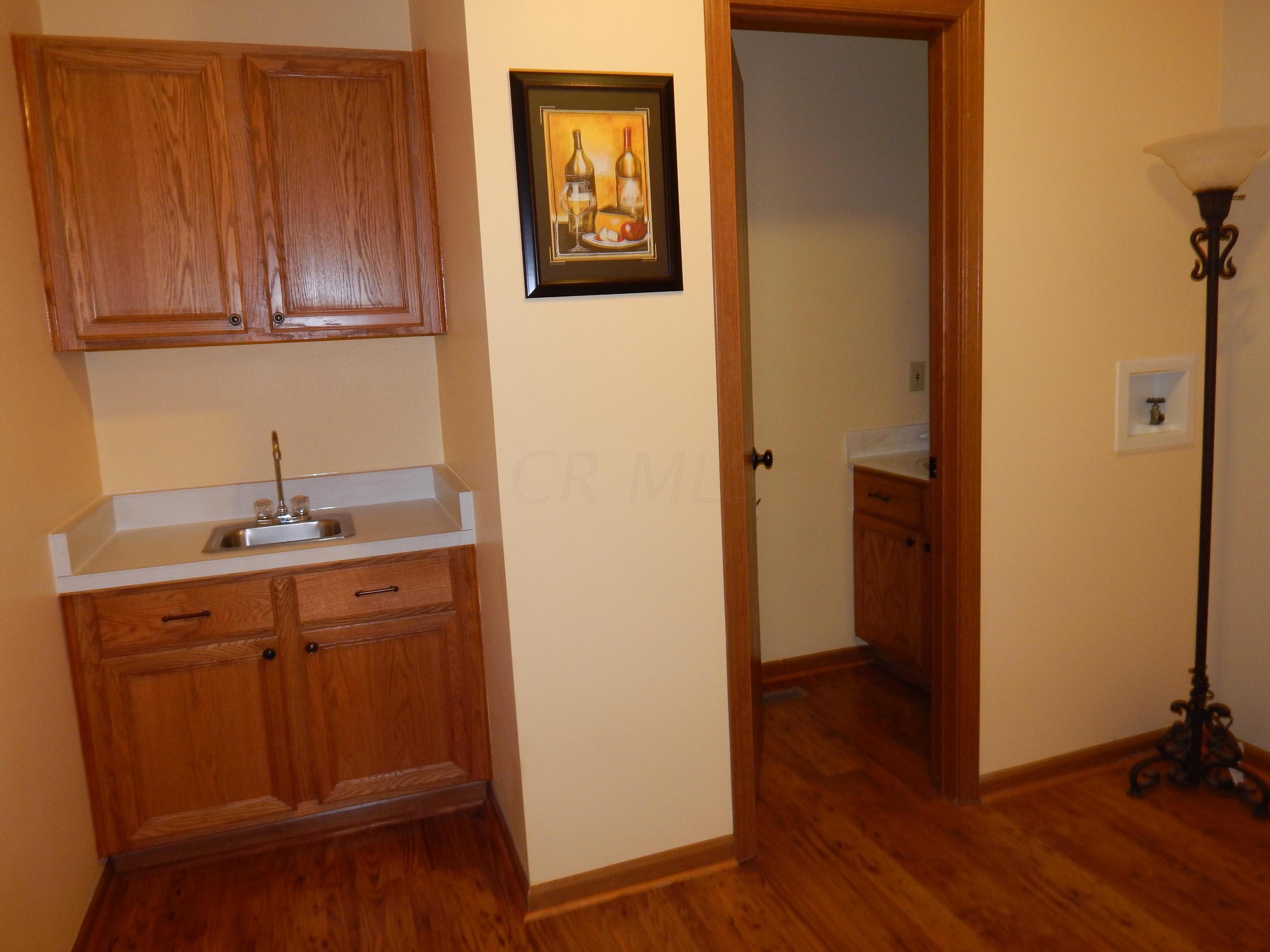 133 Barry Road Southwest Reynoldsburg, OH 43068 - Photo 23 of 25 Gallery Image 23