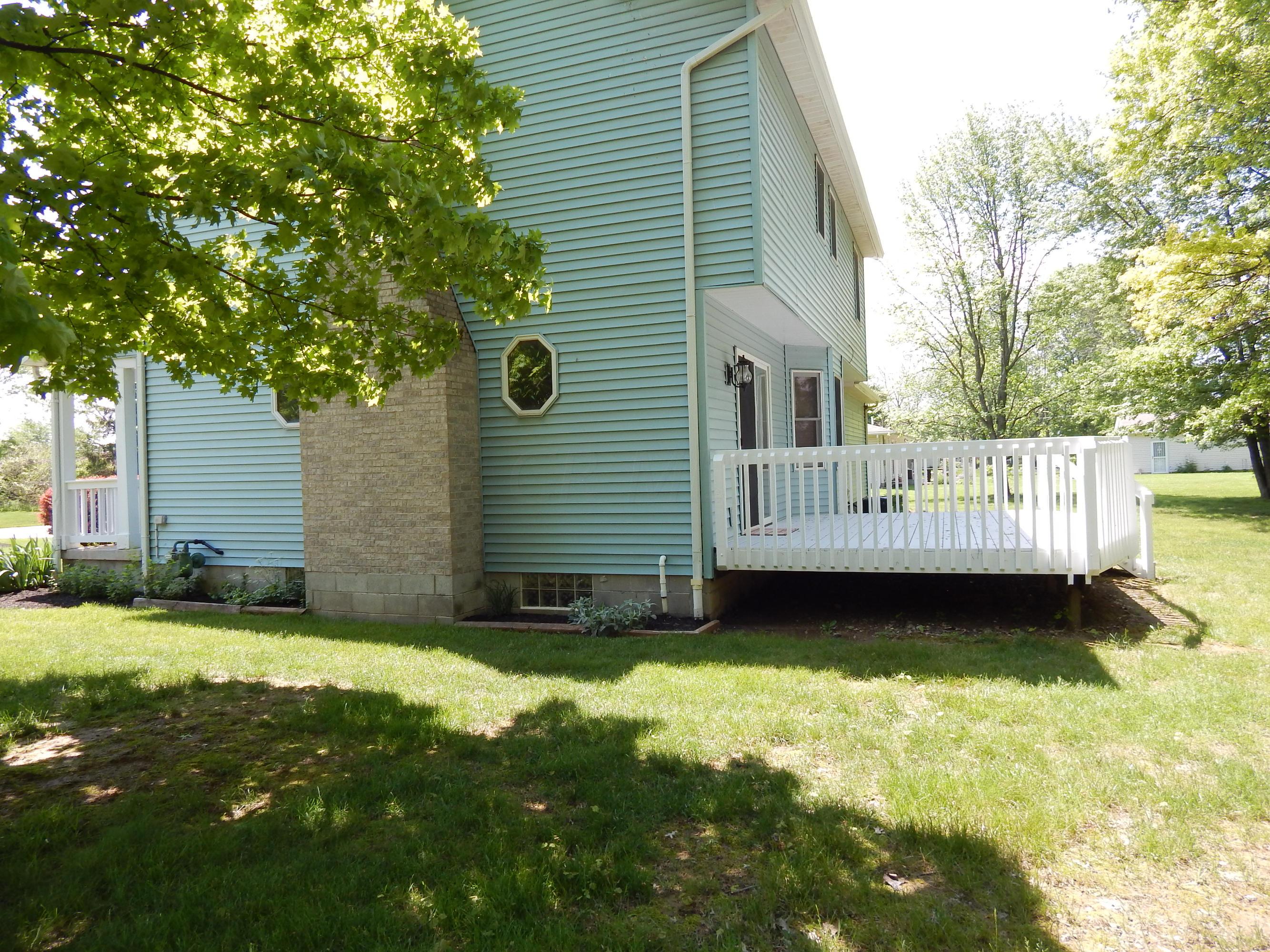 133 Barry Road Southwest Reynoldsburg, OH 43068 - Photo 4 of 25 Gallery Image 4