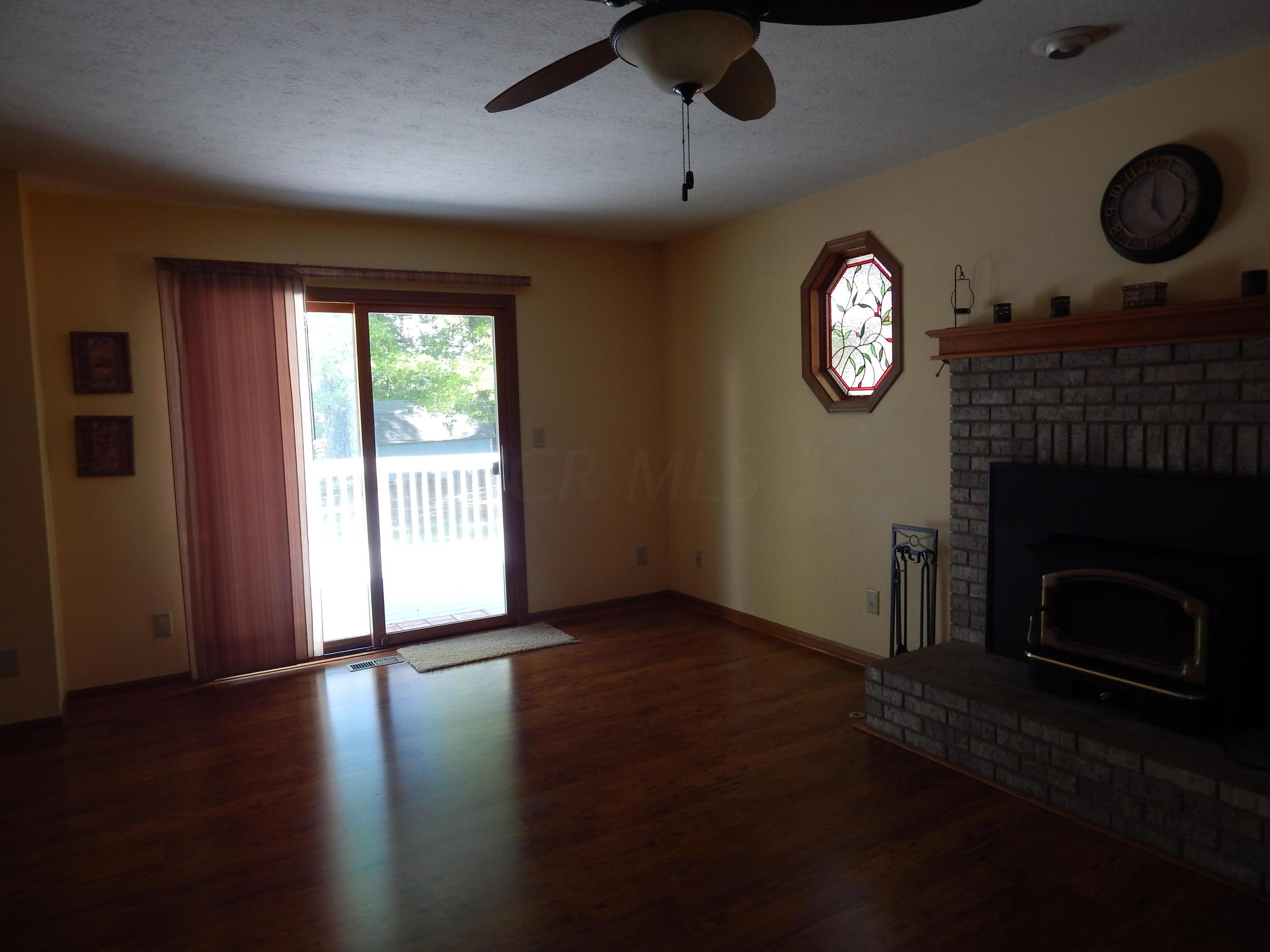 133 Barry Road Southwest Reynoldsburg, OH 43068 - Photo 10 of 25 Gallery Image 10