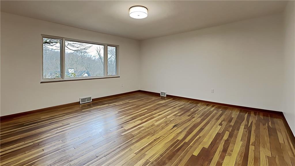 51 Newgate Road Pittsburgh, PA 15202 - Photo 11 of 25 Bedroom