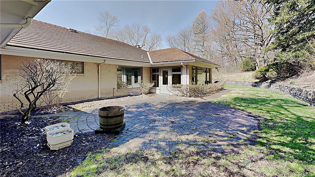 51 Newgate Road Pittsburgh, PA 15202 - Photo 20 of 25 Patio