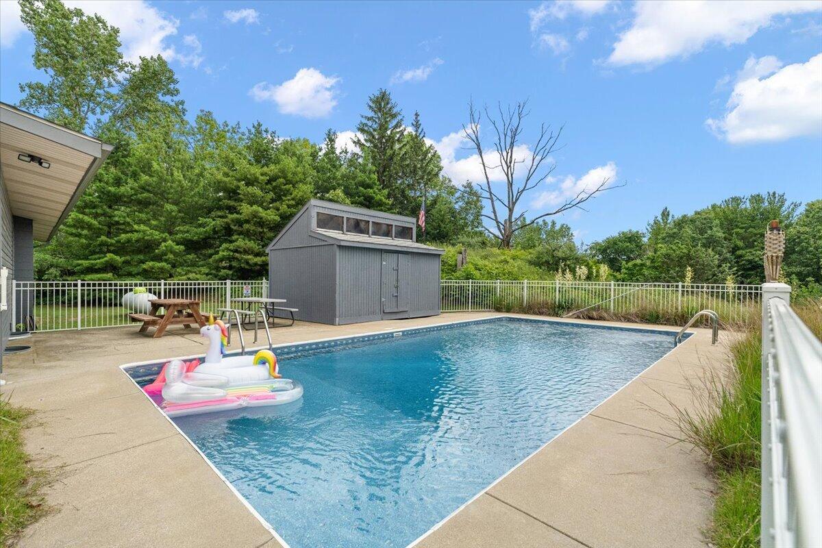 5501 Sunset Path Stevensville, MI 49127 - Photo 40 of 87 09-5501 Sunset Path-14