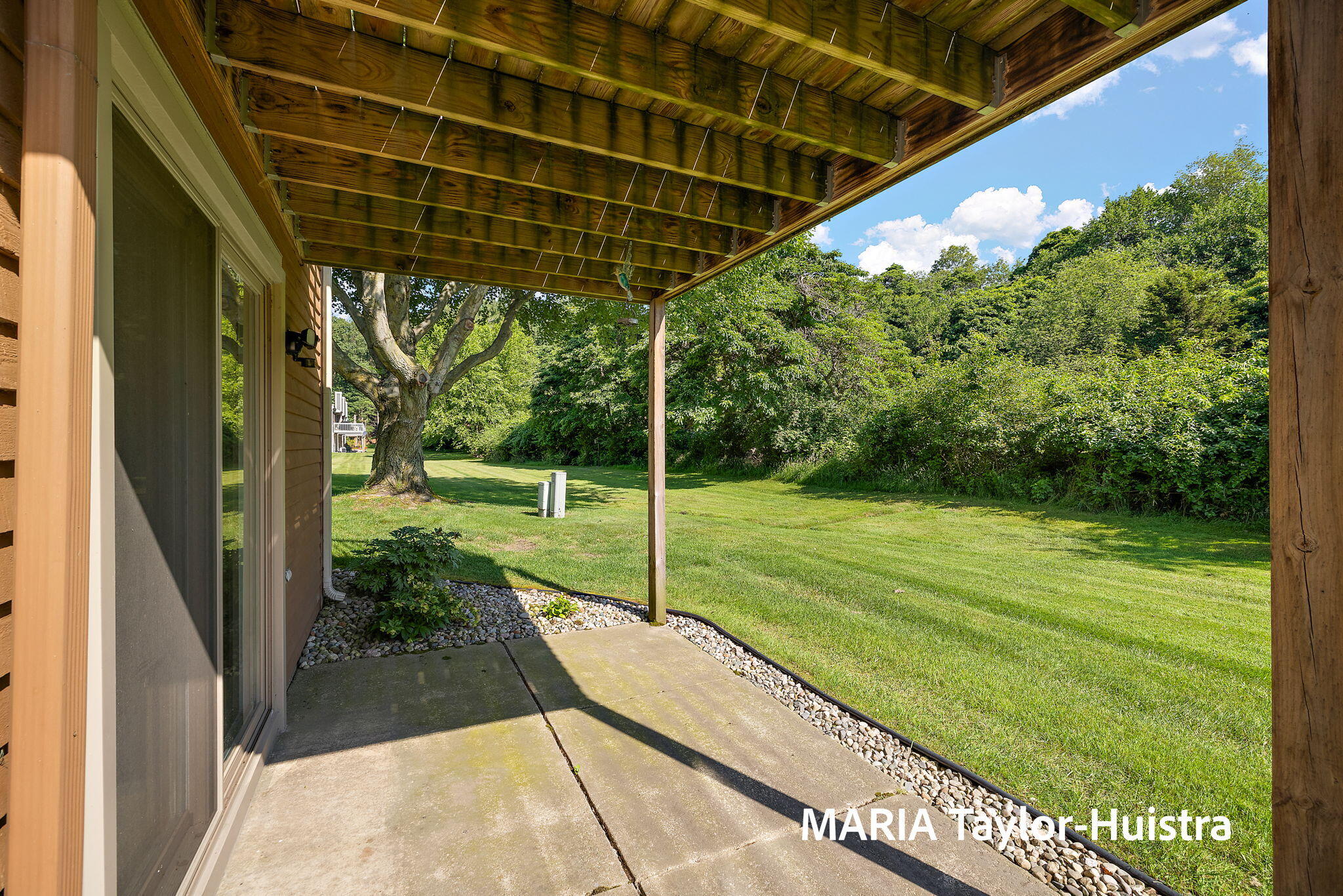 17515 Meadow Wood Road, Unit 30 Spring Lake, MI 49456 - Photo 9 of 47 11-web-or-mls-1G1A7831
