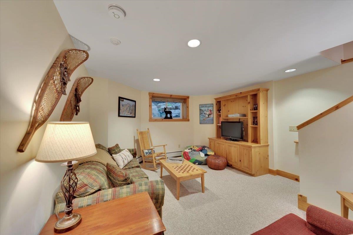 126 Bridge Road, Unit 375 Jay, VT 05859 - Photo 15 of 33