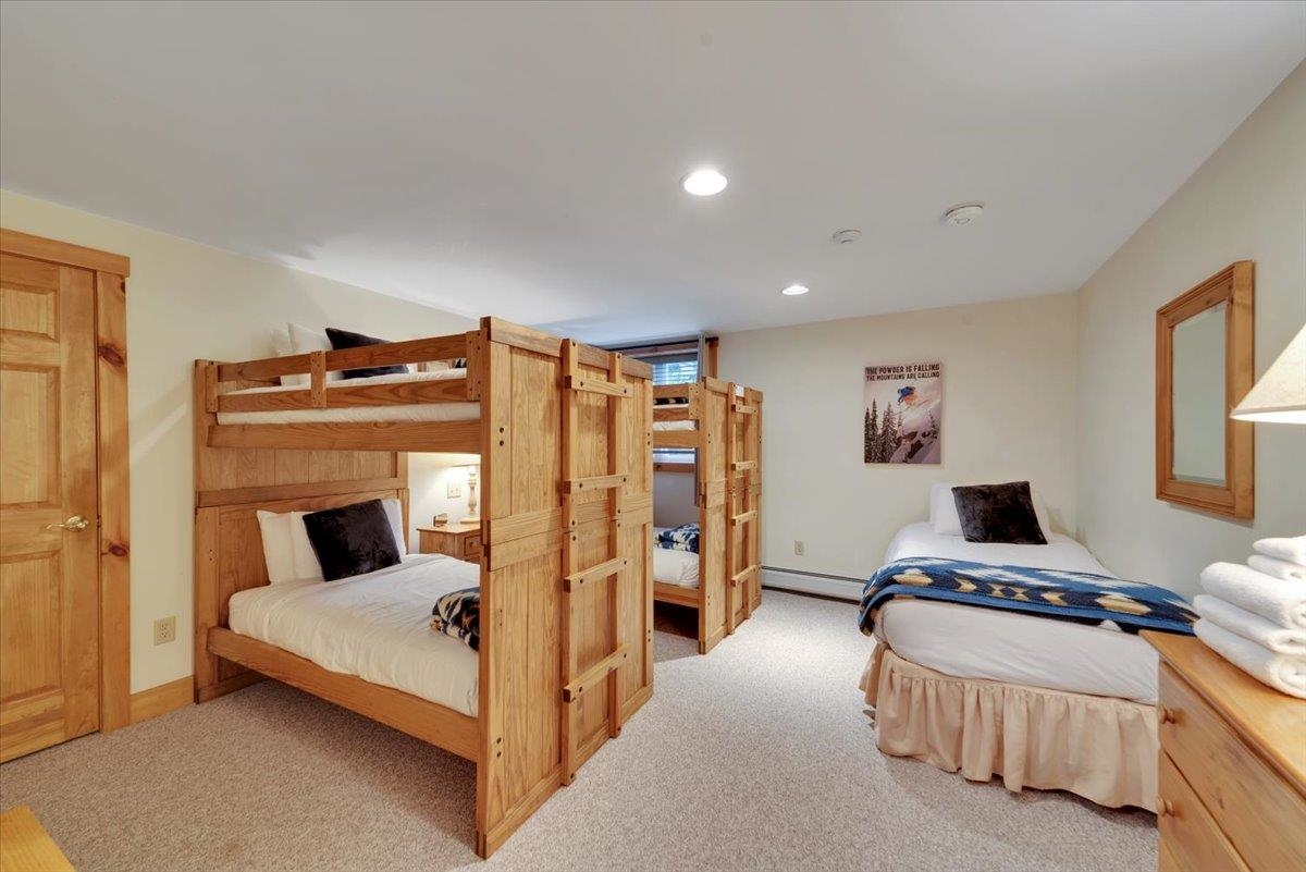 126 Bridge Road, Unit 375 Jay, VT 05859 - Photo 19 of 33