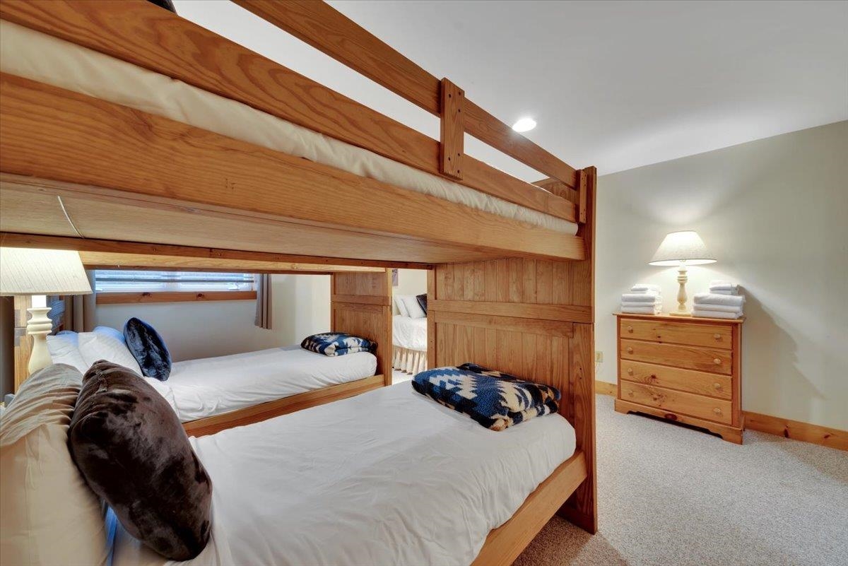 126 Bridge Road, Unit 375 Jay, VT 05859 - Photo 21 of 33