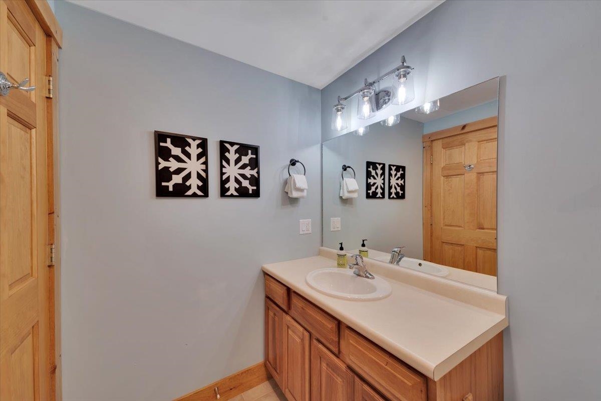 126 Bridge Road, Unit 375 Jay, VT 05859 - Photo 23 of 33