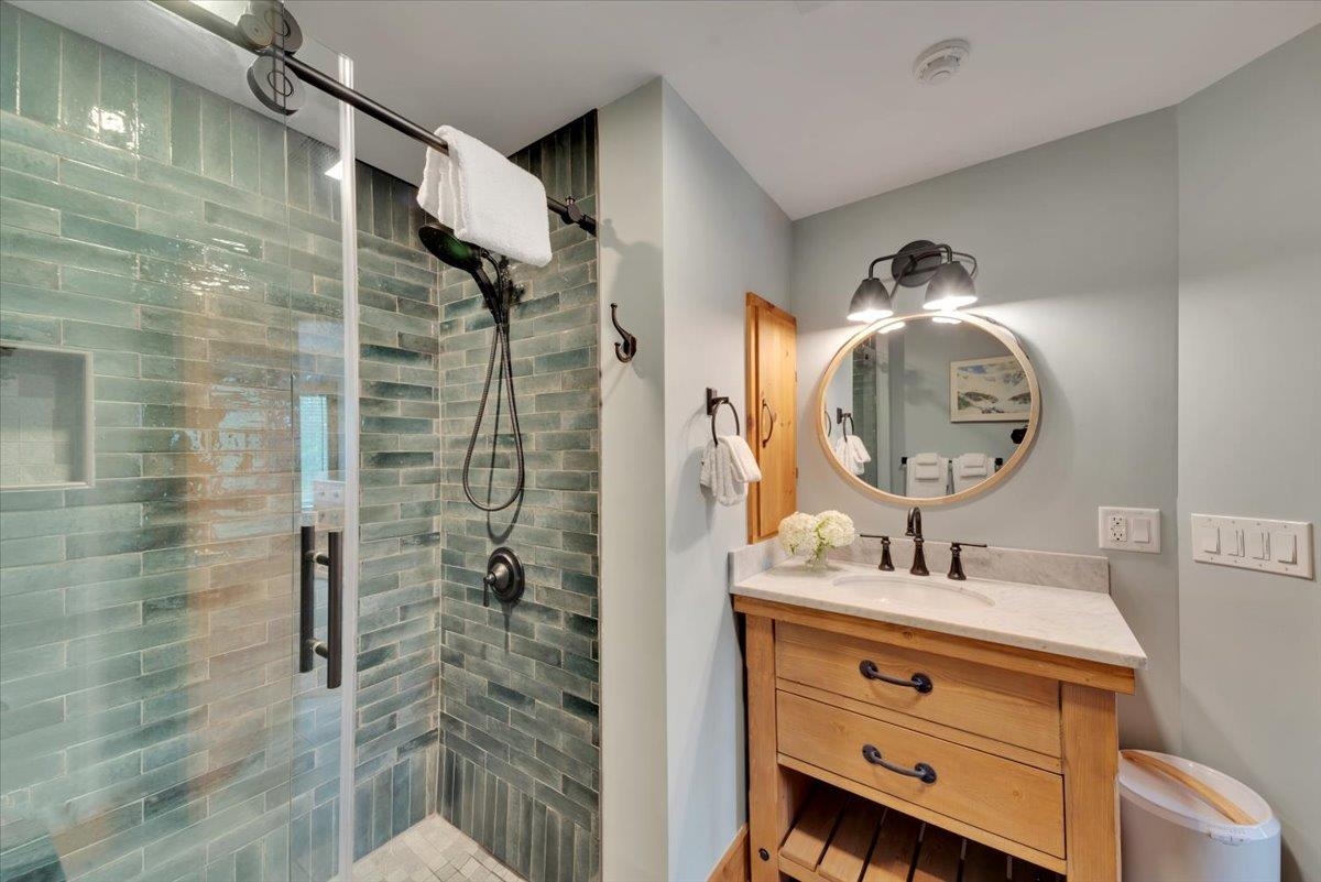 126 Bridge Road, Unit 375 Jay, VT 05859 - Photo 10 of 33