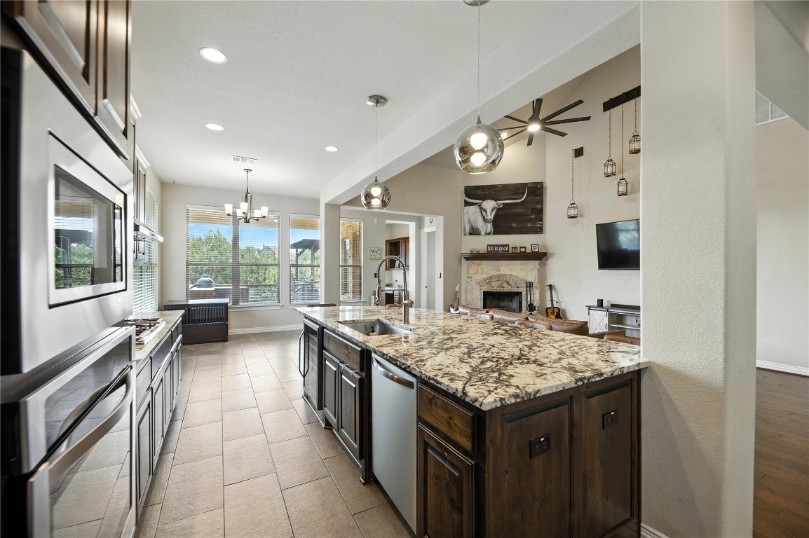 5305 Green Thread Trail Spicewood, TX 78669 - Photo 9 of 40