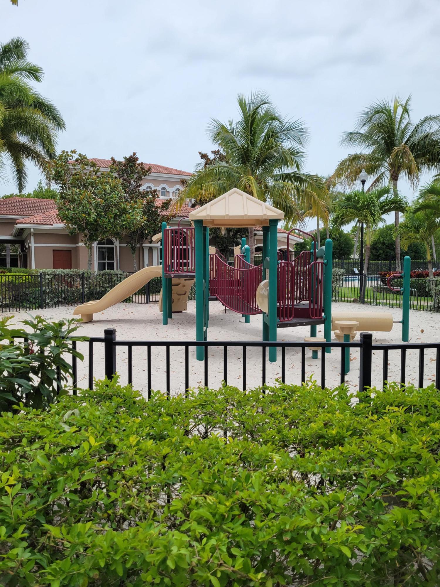 3265 Laurel Ridge Circle Riviera Beach, FL 33404 - Photo 5 of 7 TO PLAYGROUND