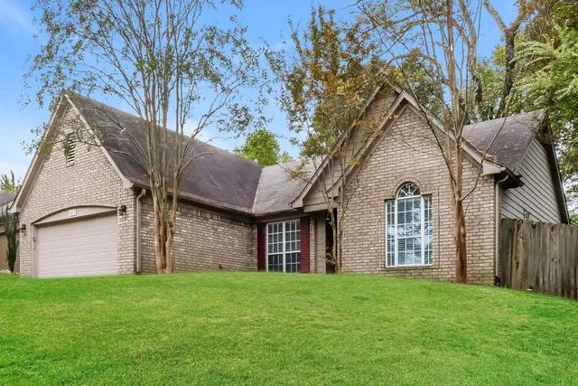 $1,645 | 4027 Gouverneur Street, Memphis, TN 38135