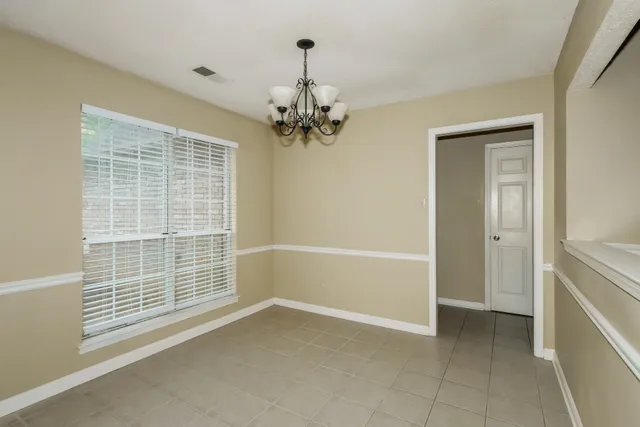 $1,645 | 4027 Gouverneur Street, Memphis, TN 38135