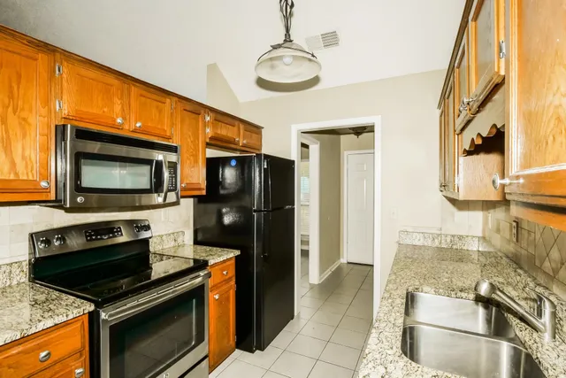 $1,645 | 4027 Gouverneur Street, Memphis, TN 38135