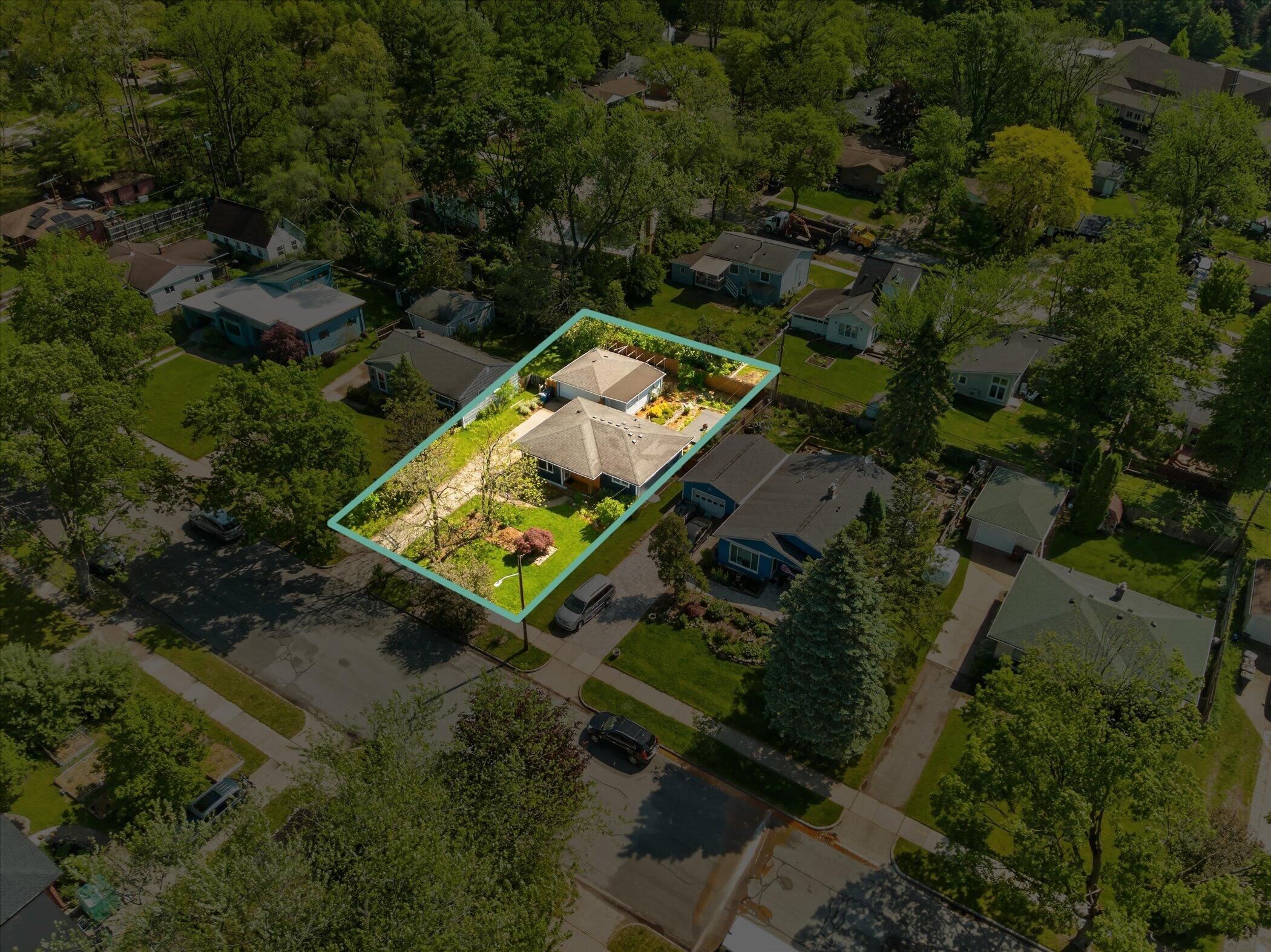900 Pomona Road Ann Arbor, MI 48103 - Photo 58 of 60 59-900-Pomona-Rd-WindowStill