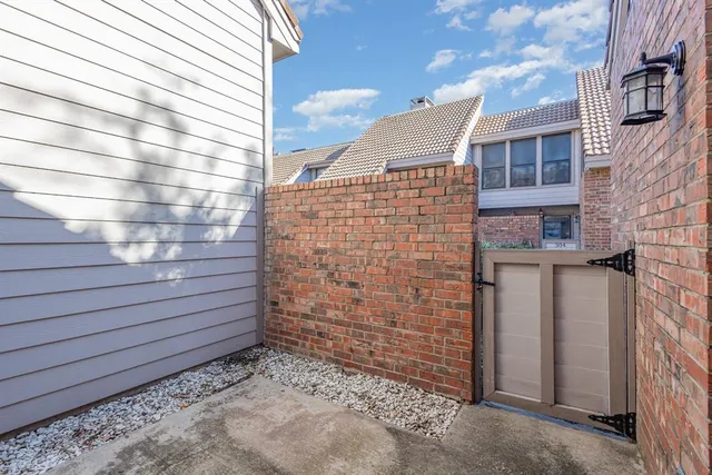 a view of a brick building