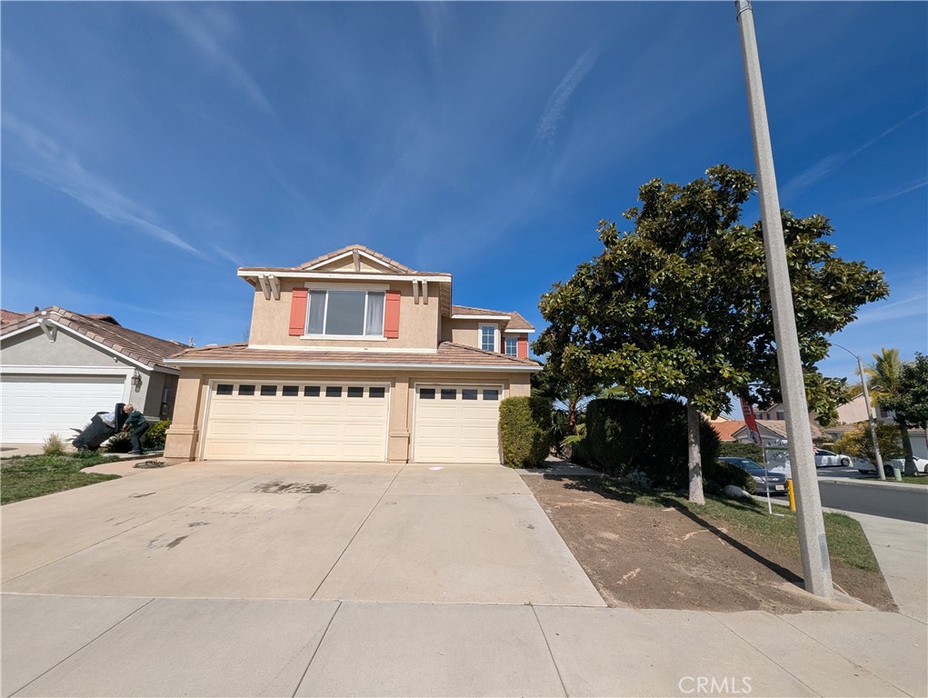 44601 Crestwood Circle Temecula, CA 92592 - Photo 2 of 46 a front view of a house with a yard