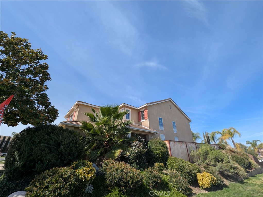 44601 Crestwood Circle Temecula, CA 92592 - Photo 46 of 46 a house view with a garden space