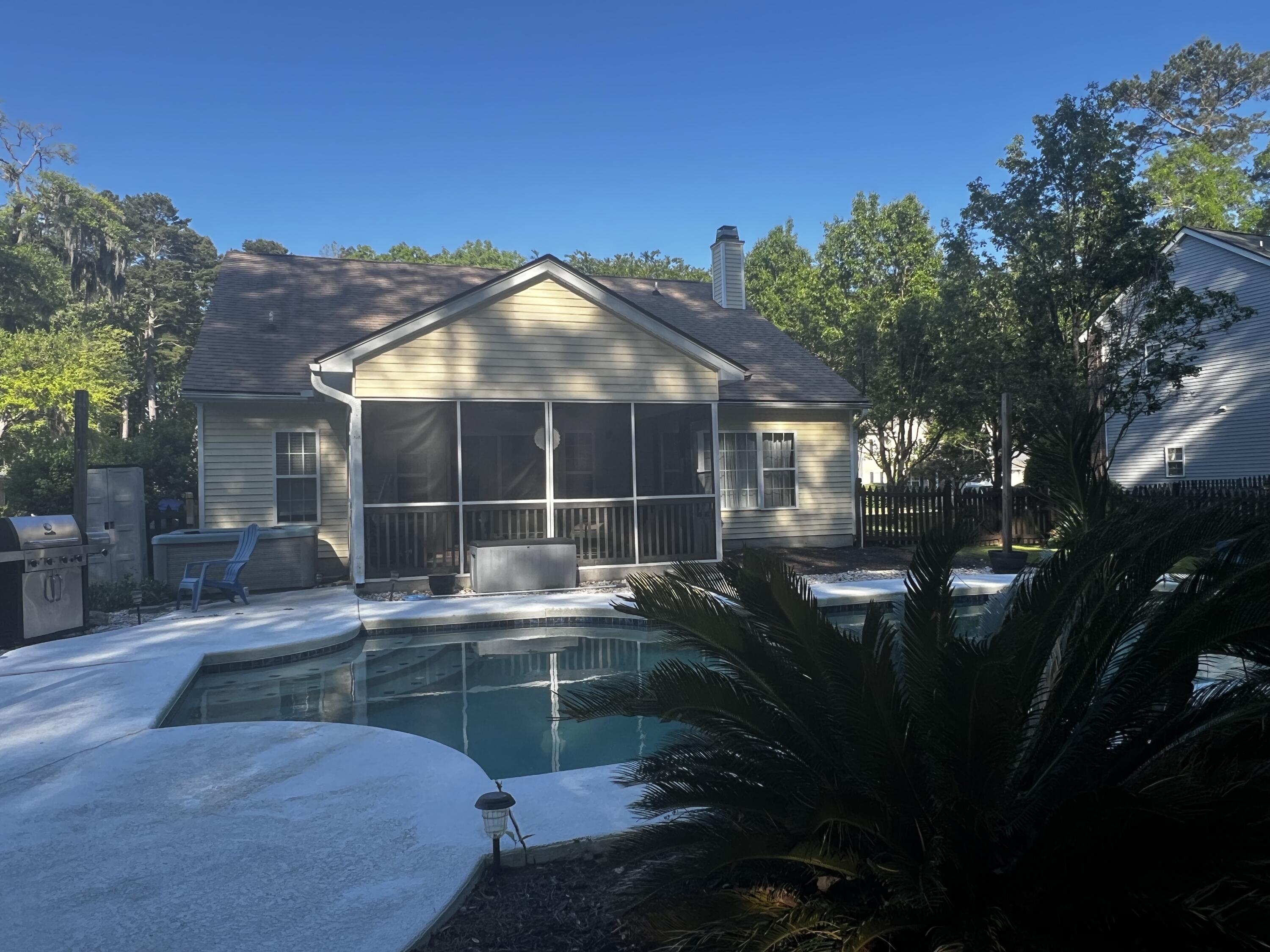 120 Oakbluff Road, Unit 2 Summerville, SC 29485 - Photo 15 of 21 Backyard