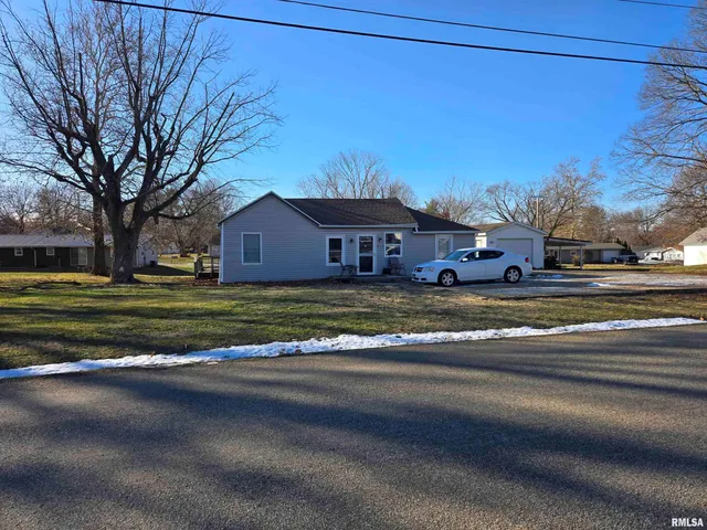 $98,000 | 517 North Coal Street, Colchester, IL 62326