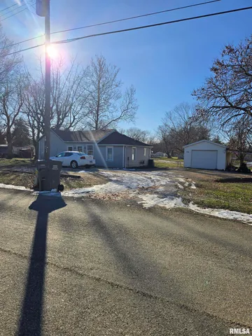 $98,000 | 517 North Coal Street, Colchester, IL 62326