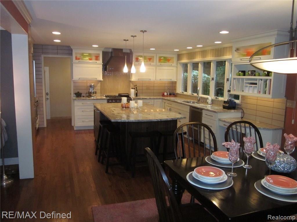 501 Allston Drive Rochester, MI 48309 - Photo 16 of 36 Custom $90.000 Kitchen