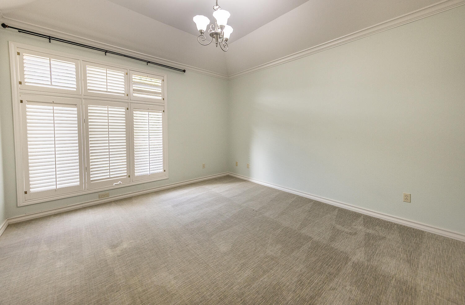 6604 3rd Street Lubbock, TX 79416 - Photo 23 of 46 a view of an empty room with a window