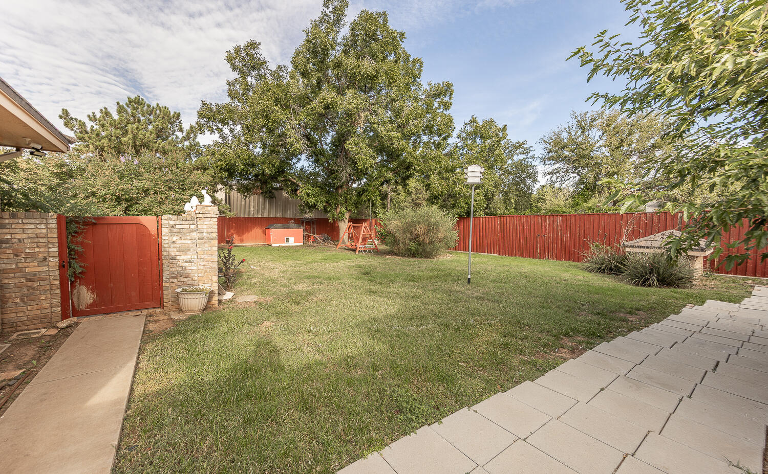 6604 3rd Street Lubbock, TX 79416 - Photo 33 of 46 a view of a outdoor space