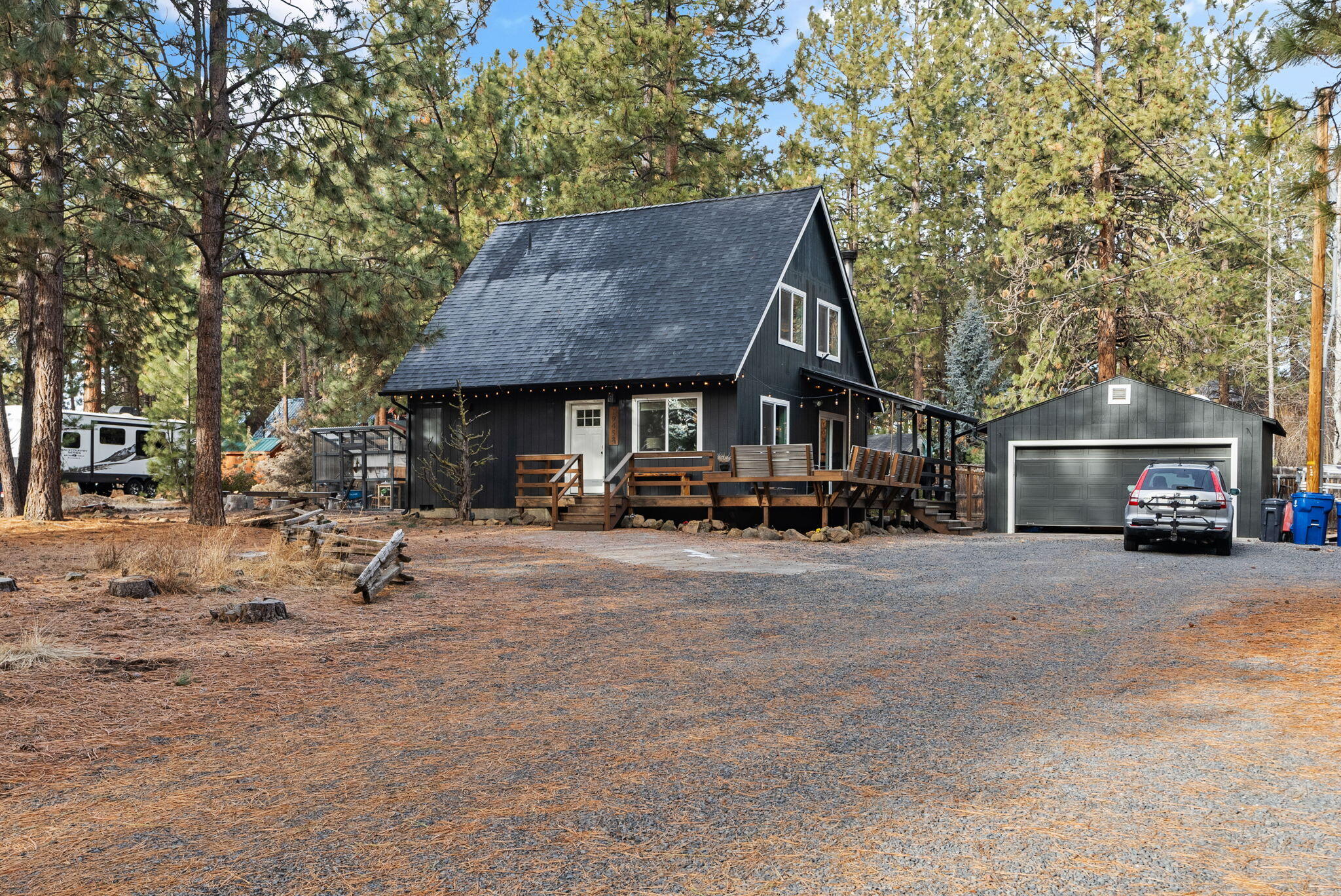 19458 West Campbell Road Bend, OR 97702 - Photo 30 of 48 32-web-or-mls-Riley Visuals-32