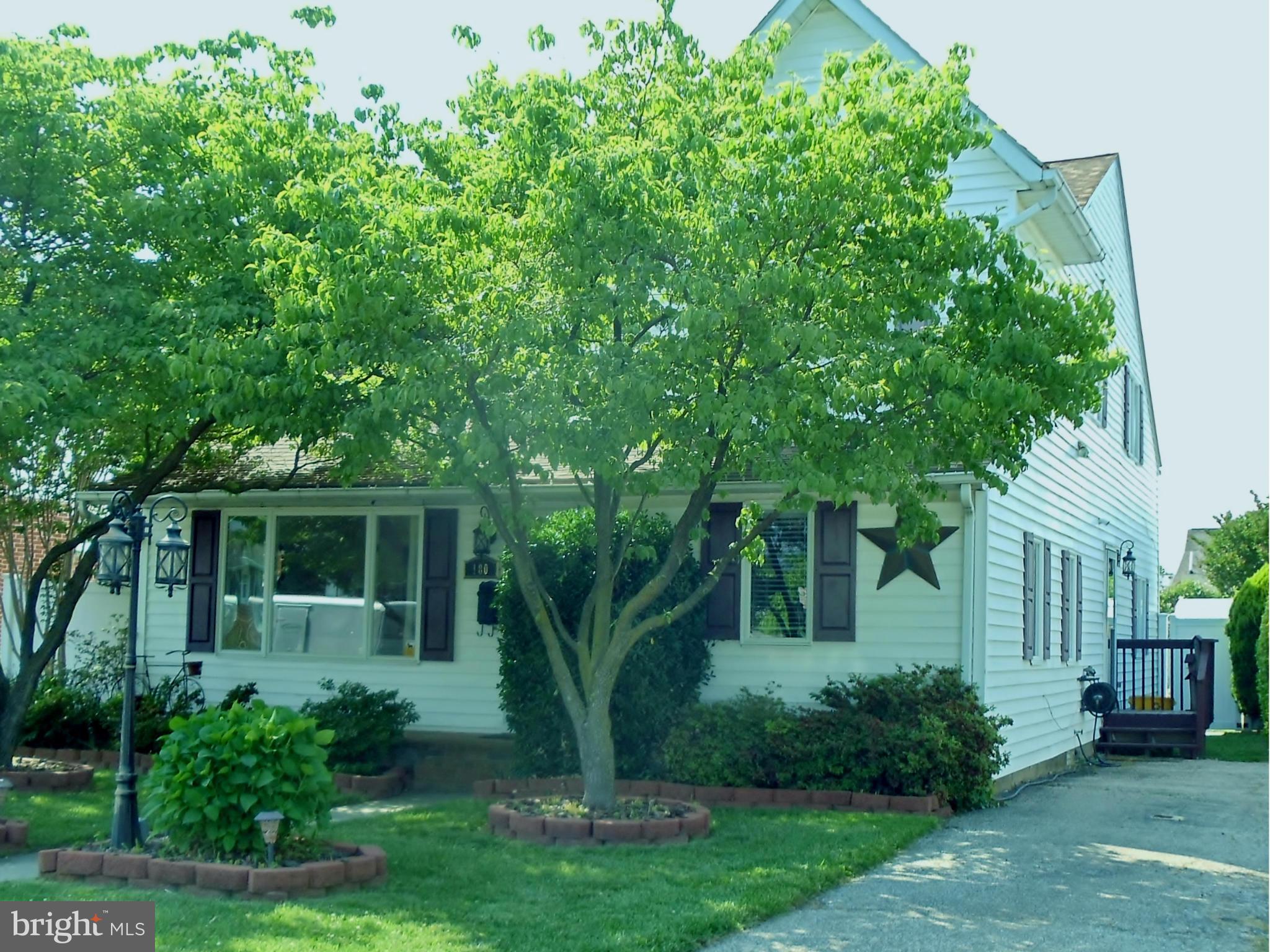 180 Chelsea Road Pasadena, MD 21122 - Photo 27 of 30 Off street parking
