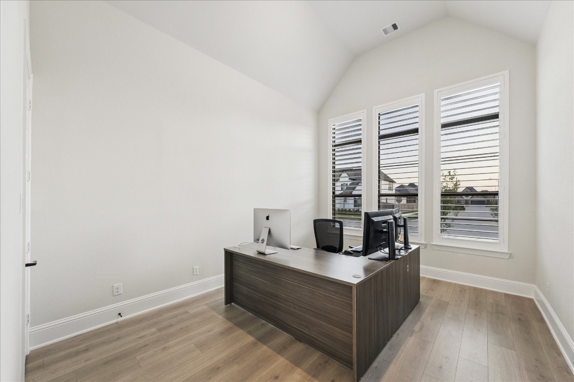 4634 Sycamore Wy Road Fulshear, TX 77441 - Photo 10 of 41