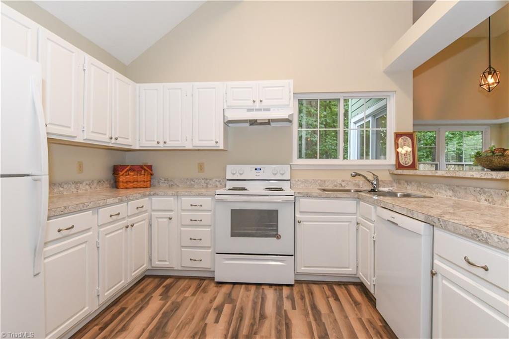 3607 McCuiston Road, Unit 31 Greensboro, NC 27407 - Photo 9 of 30 Gallery Image 9