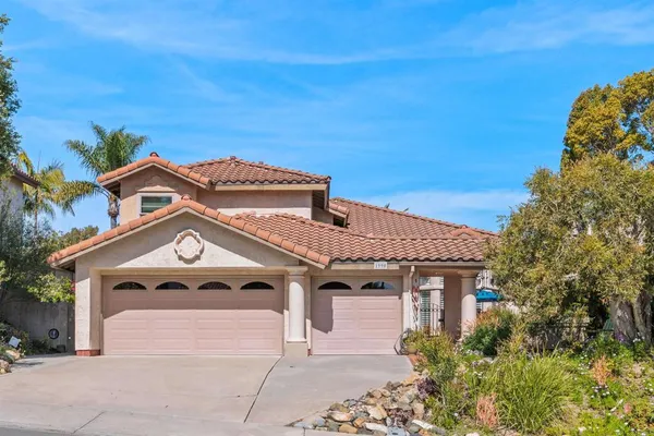 $1,850,000 | 1990 Avenida La Posta, Encinitas, CA 92024