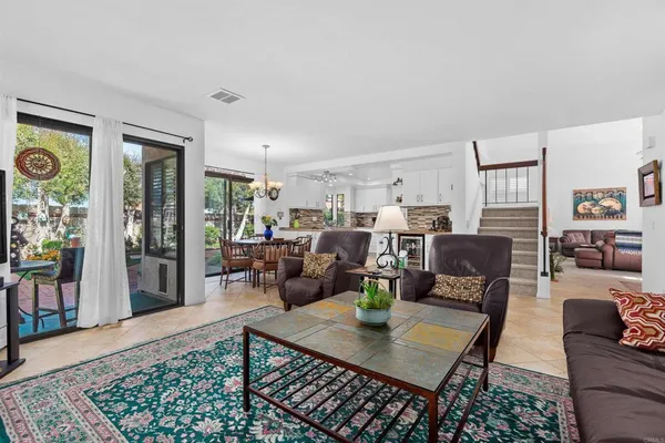 $1,790,000 | 1990 Avenida La Posta, Encinitas, CA 92024