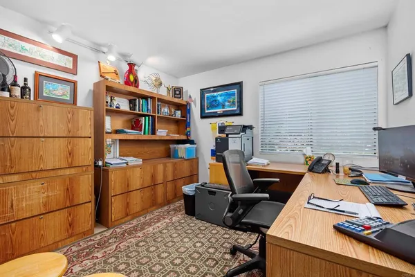 $1,790,000 | 1990 Avenida La Posta, Encinitas, CA 92024