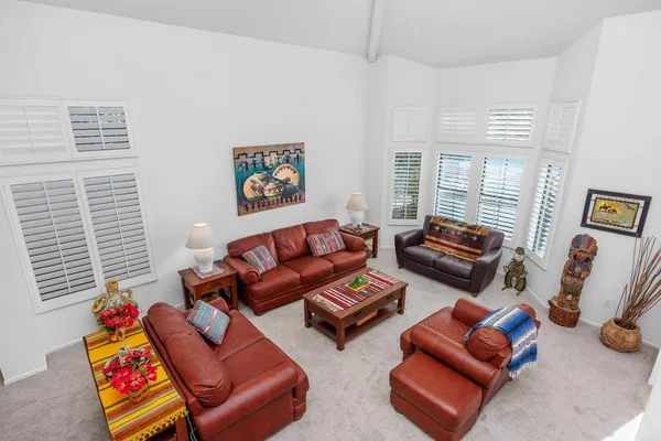 $1,790,000 | 1990 Avenida La Posta, Encinitas, CA 92024