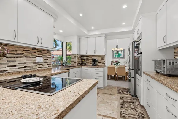 $1,790,000 | 1990 Avenida La Posta, Encinitas, CA 92024