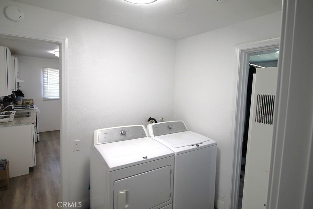 35421 Mojave Road Daggett, CA 92327 - Photo 7 of 40