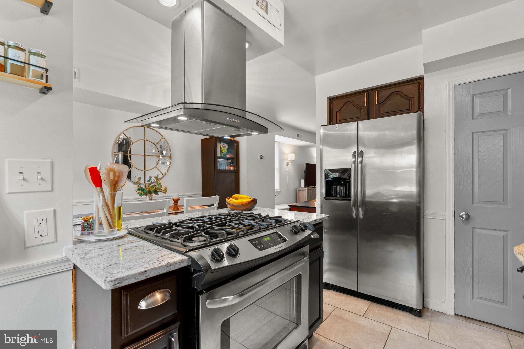 1126 Elm Road Baltimore, MD 21227 - Photo 12 of 30 Updated appliances