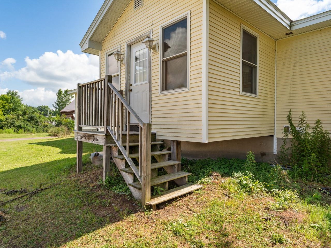 2911 Highway 7 Ferrisburgh, VT 05456 - Photo 7 of 60