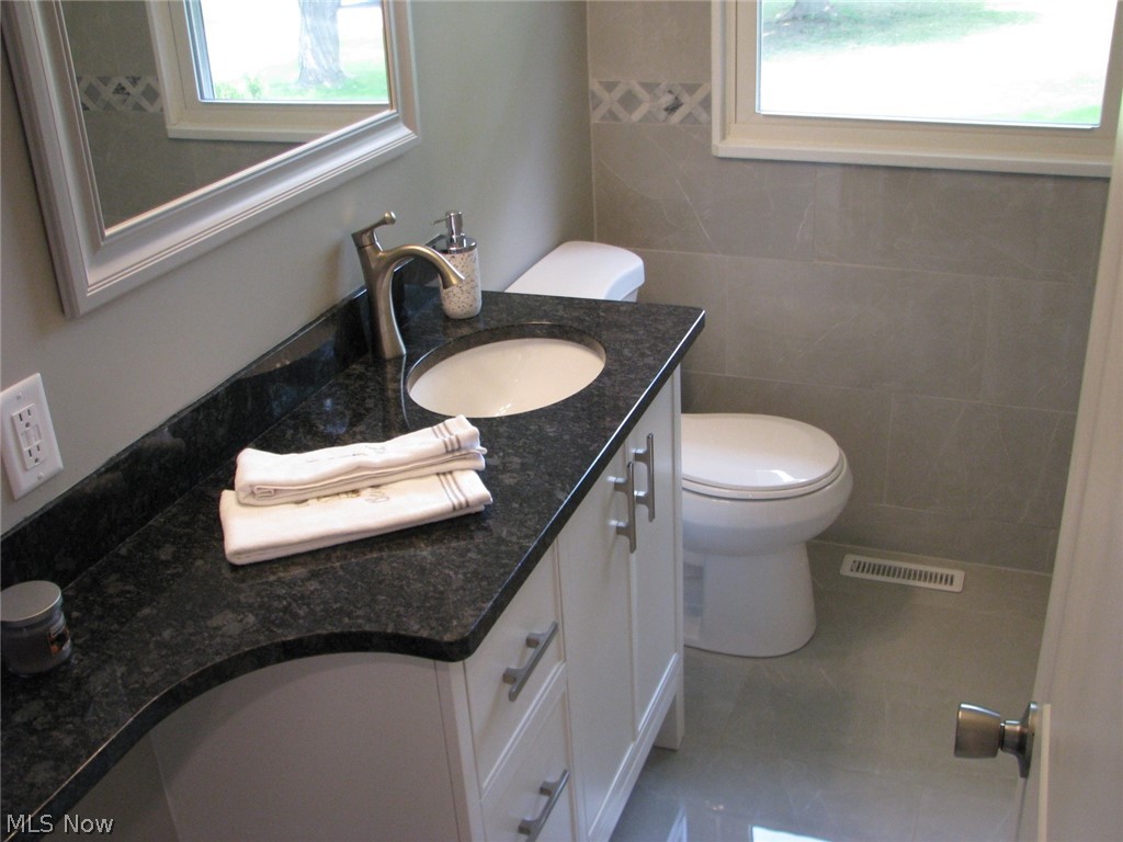 35175 Pettibone Road Solon, OH 44139 - Photo 21 of 33 Gallery Image 21