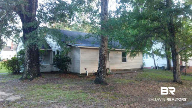 201 Mcgehee Road Evergreen, AL 36401 - Photo 2 of 3